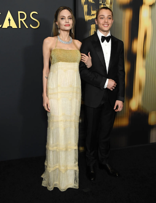 Angelina Jolie confirms key trend for the festive season