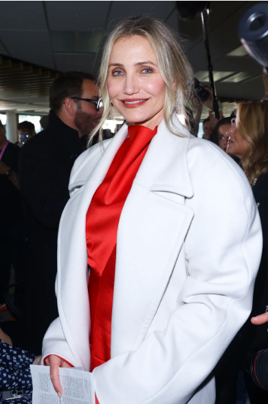 Cameron Diaz in extreme shoes and satin dress: Stella McCartney's fiery look for Paris Fashion Week 2025.