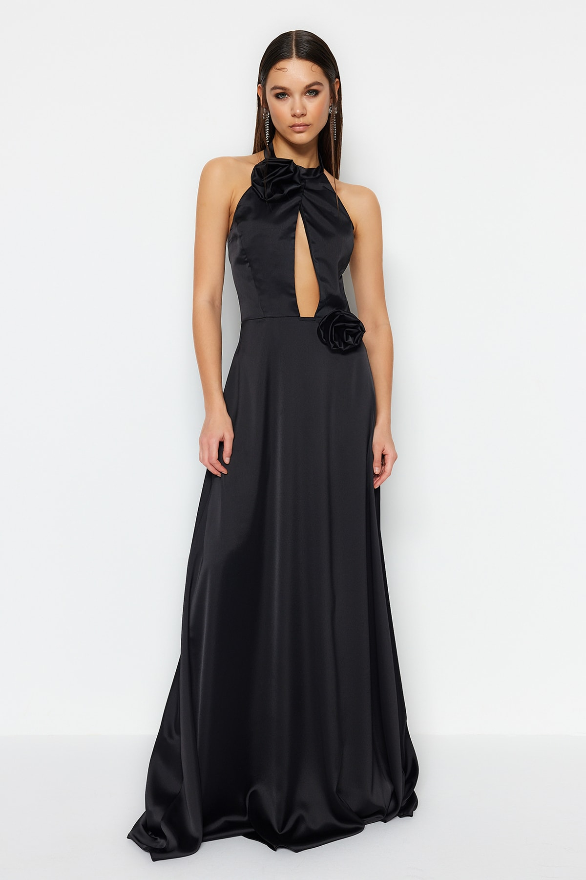 Short, Midi or Maxi Dresses for Every Figure