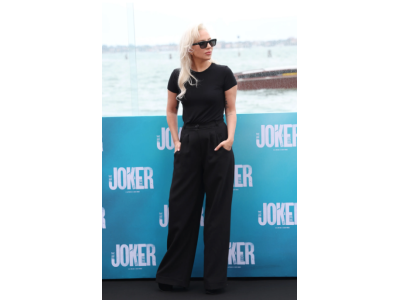 Lady Gaga combines the perfect look 