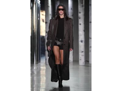 5 неща, които трябва да знаете за ревюто на Michael Kors's Muses-For-Life AW23