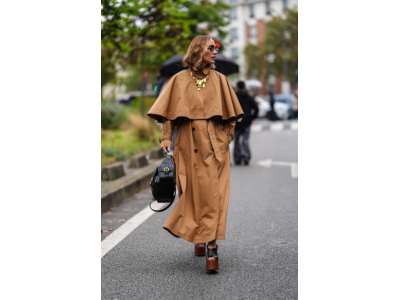 Trench coats: the latest trends in wearing them this autumn
