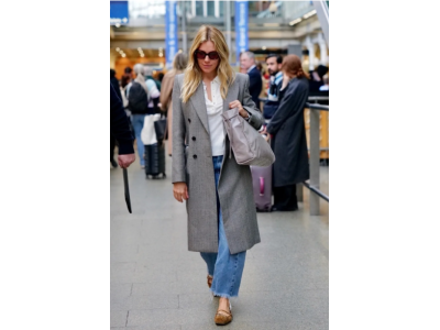Sienna Miller in ripped jeans and ballet flats: the casual boho look for spring 2025