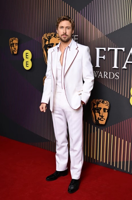 RYAN GOSLING WEARING GUCCI